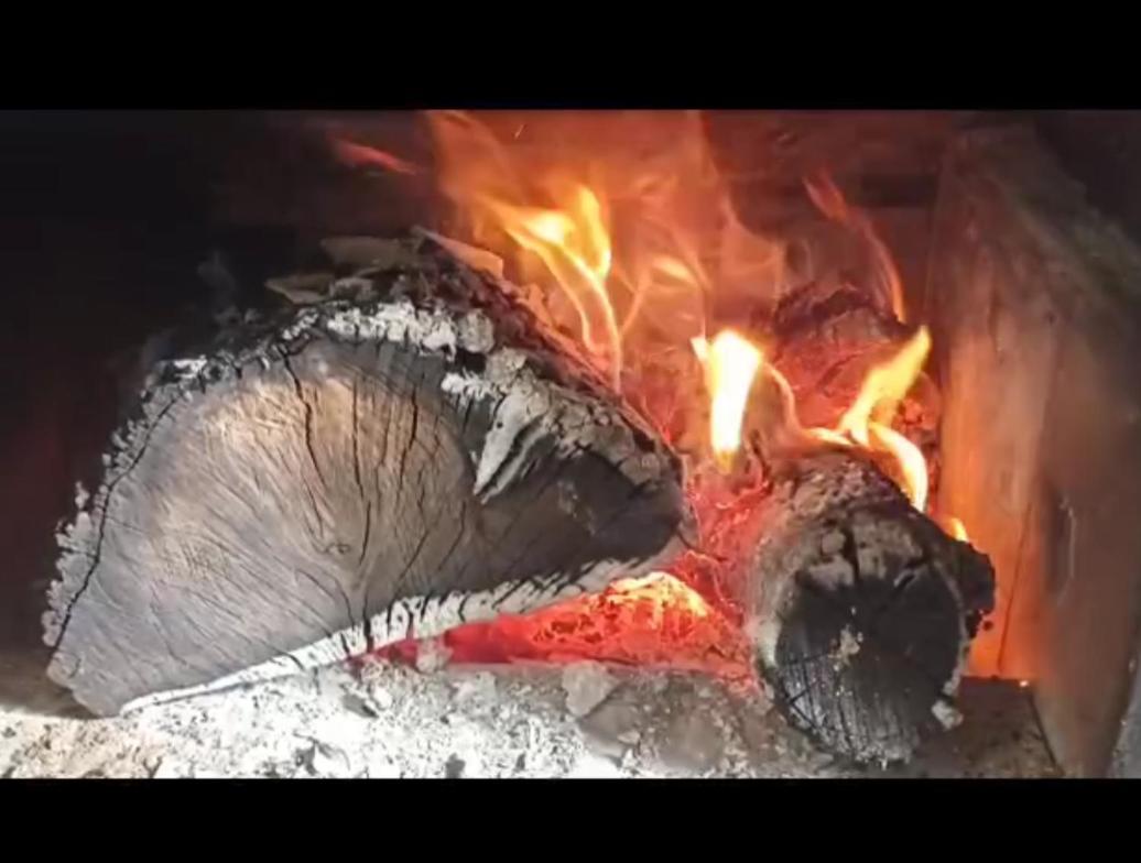Casa Rural Agua De Azahar Chimenea 자하라 데 라 시에라 외부 사진